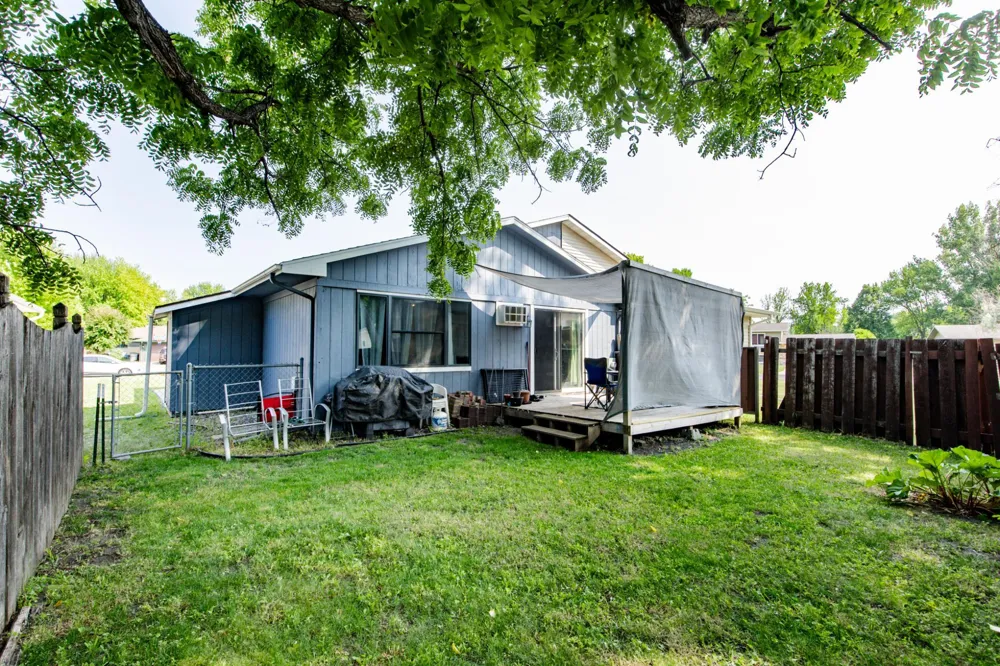 2321 Country Club Parkway Moorhead, MN 56560