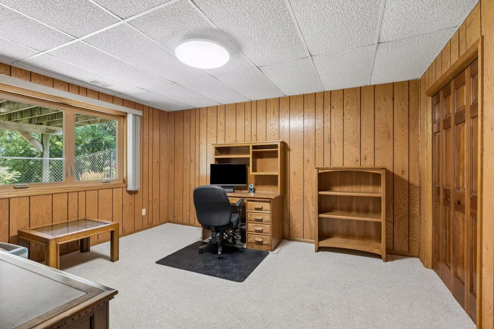 314 Wedgewood Drive Mahtomedi, MN 55115