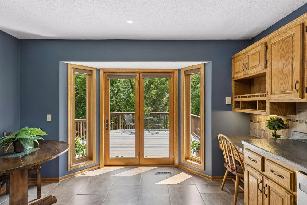 314 Wedgewood Drive Mahtomedi, MN 55115