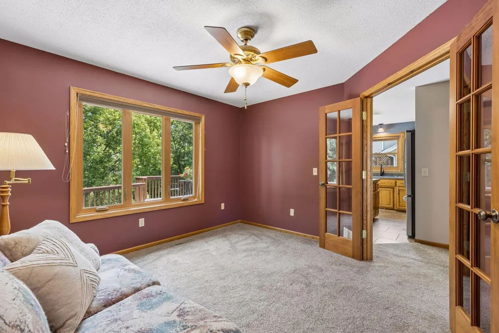 314 Wedgewood Drive Mahtomedi, MN 55115