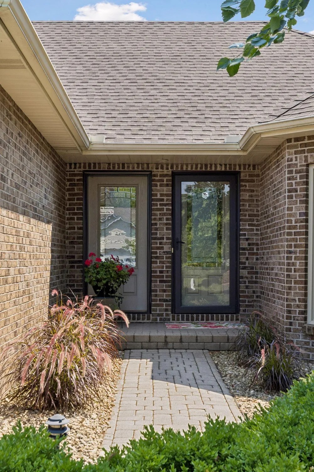 314 Wedgewood Drive Mahtomedi, MN 55115