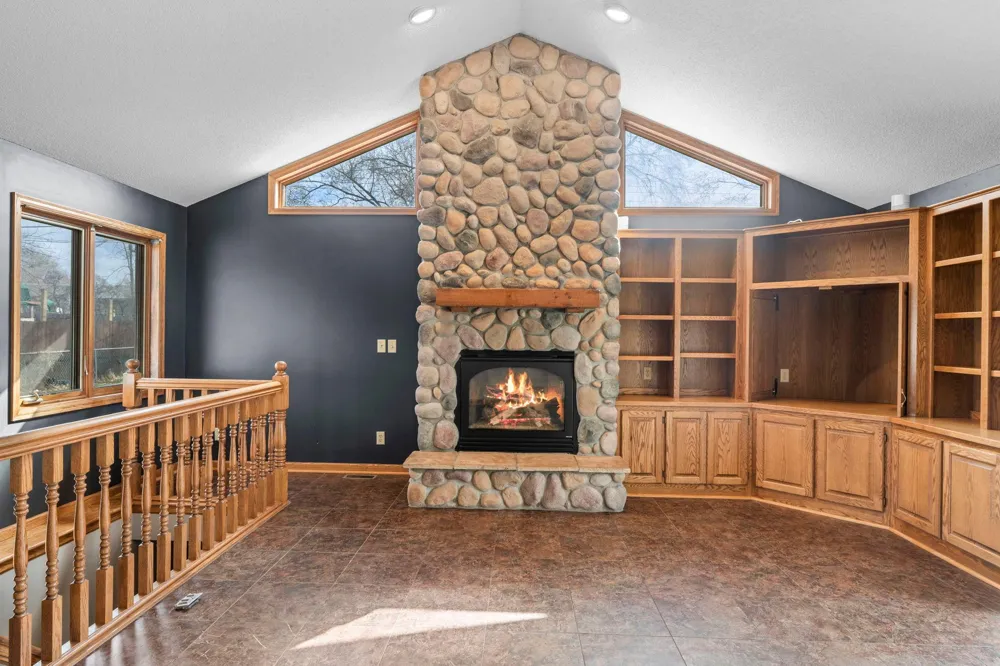 7849 Monroe Street NE Spring Lake Park, MN 55432