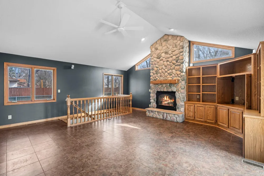 7849 Monroe Street NE Spring Lake Park, MN 55432