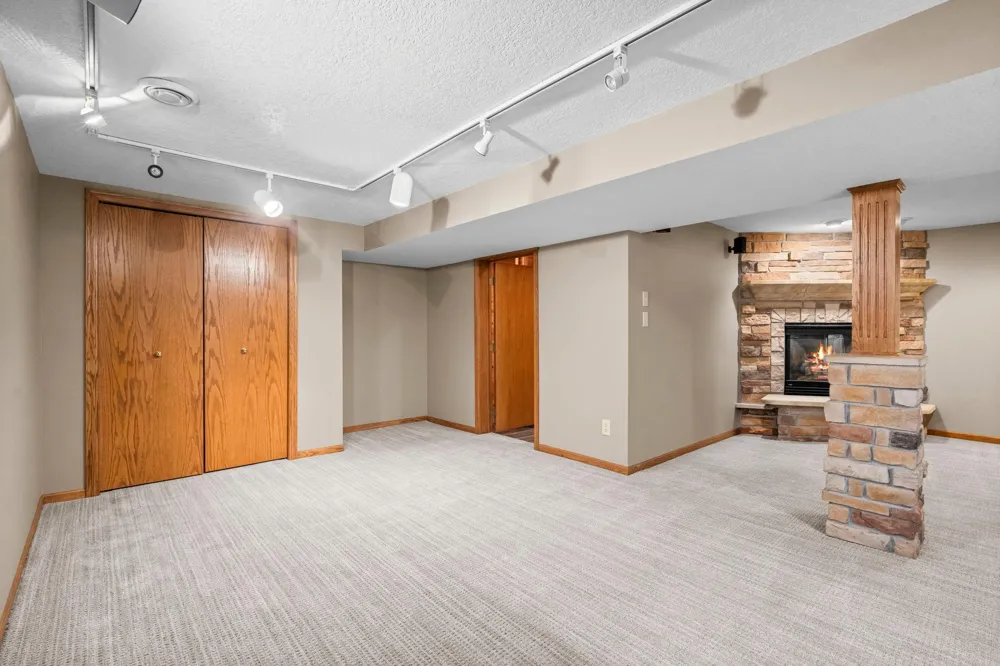 7849 Monroe Street NE Spring Lake Park, MN 55432