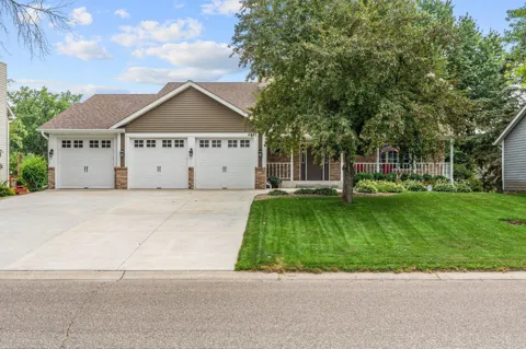6427 Deerwood Lane