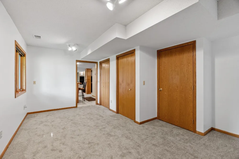 6427 Deerwood Lane Lino Lakes, MN 55014