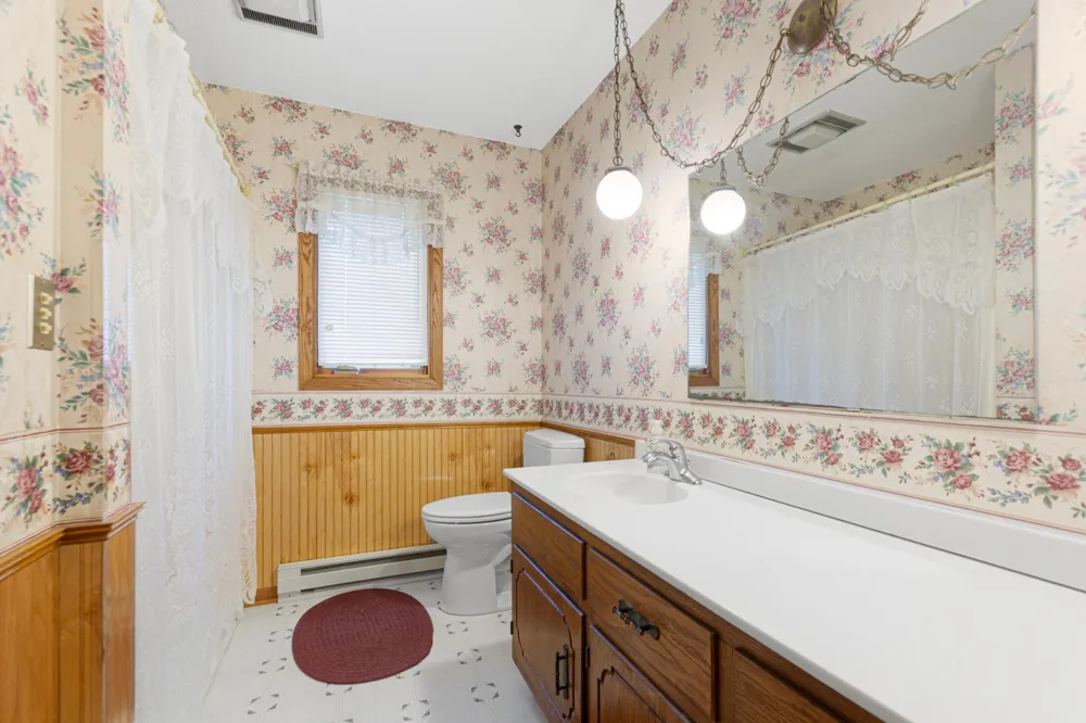 400 Beverly Street Wanamingo, MN 55983