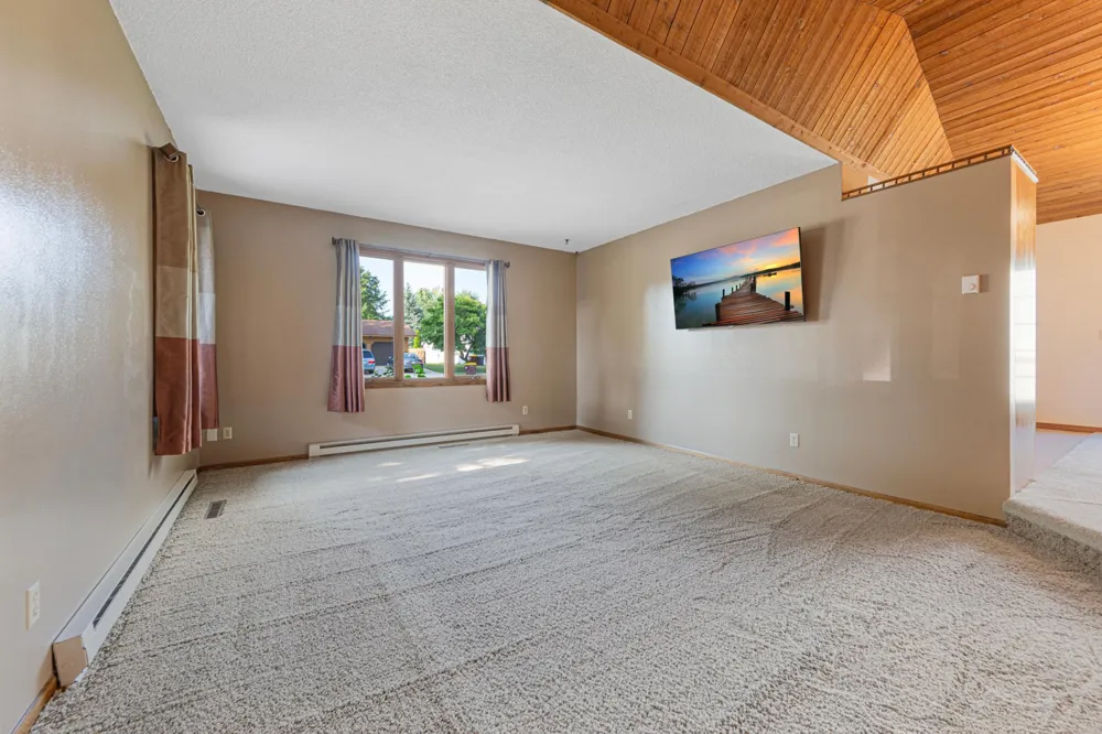400 Beverly Street Wanamingo, MN 55983