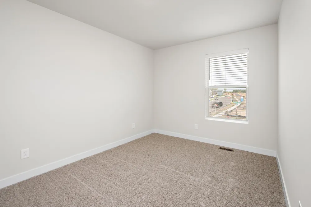 607 Redwood Loop Cambridge, MN 55008