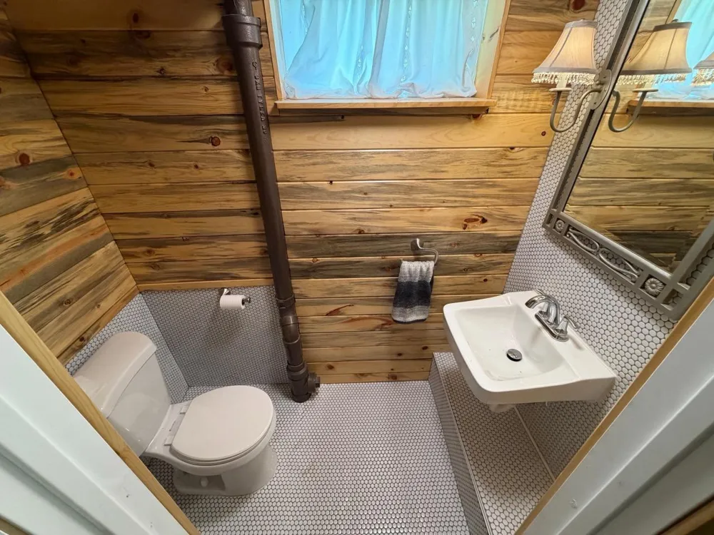 319 W Douglas Avenue Fergus Falls, MN 56537