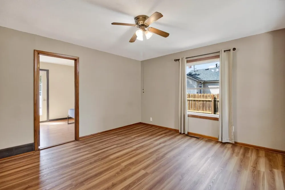 319 W Douglas Avenue Fergus Falls, MN 56537