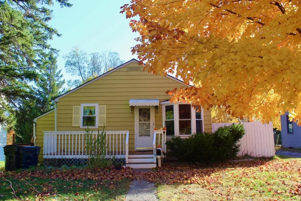319 W Douglas Avenue Fergus Falls, MN 56537