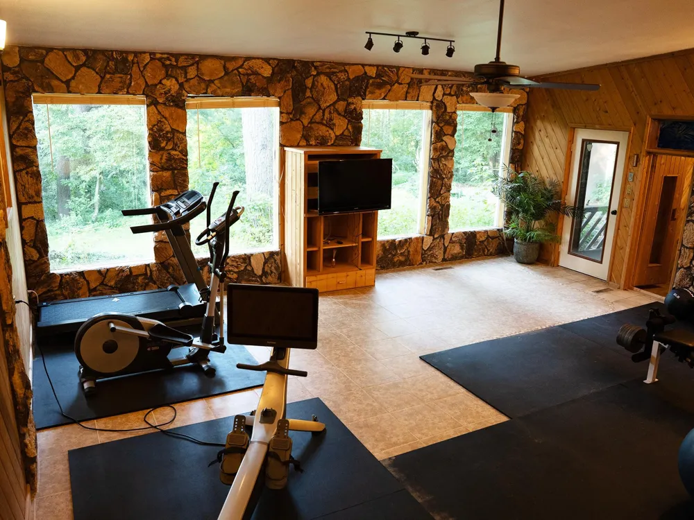 990 Blackoak Road Eau Claire, WI 54701