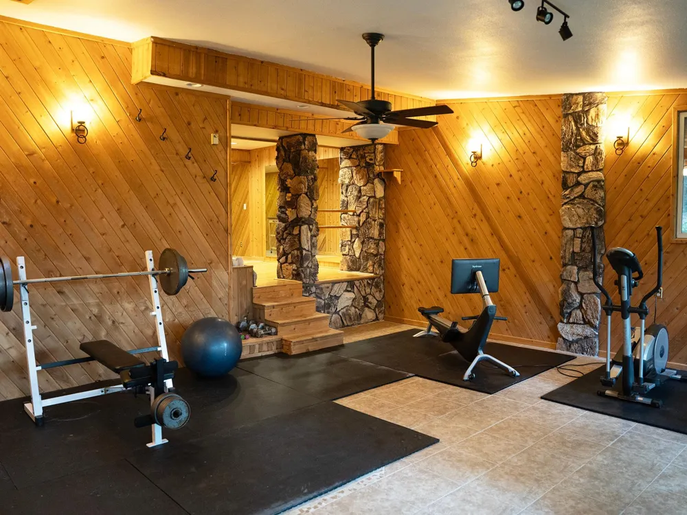 990 Blackoak Road Eau Claire, WI 54701