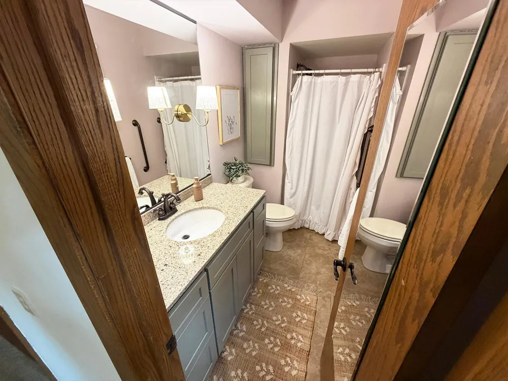990 Blackoak Road Eau Claire, WI 54701