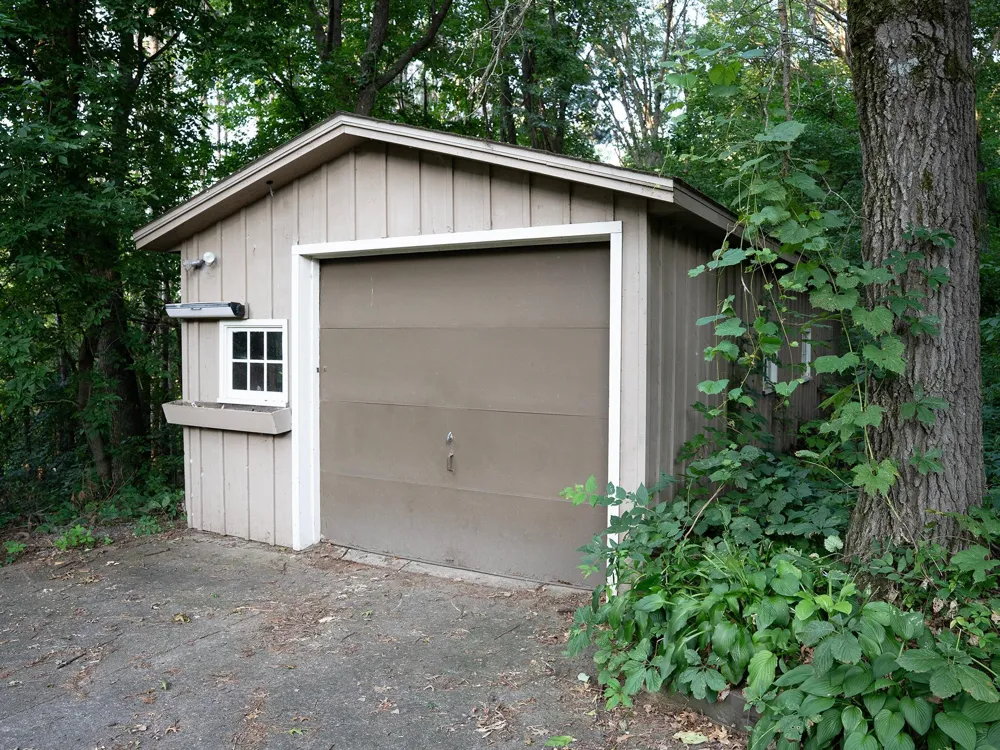 990 Blackoak Road Eau Claire, WI 54701