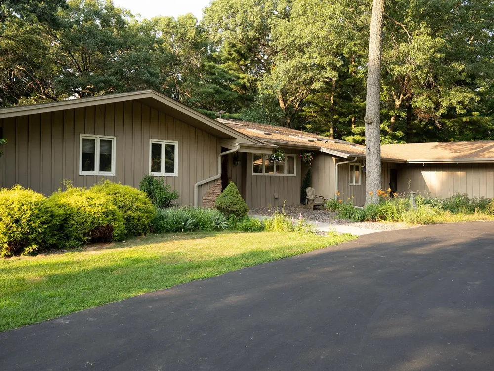 990 Blackoak Road Eau Claire, WI 54701