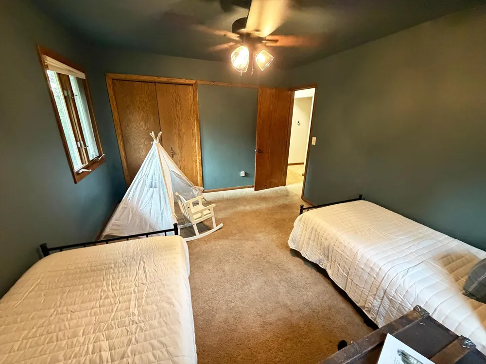 990 Blackoak Road Eau Claire, WI 54701