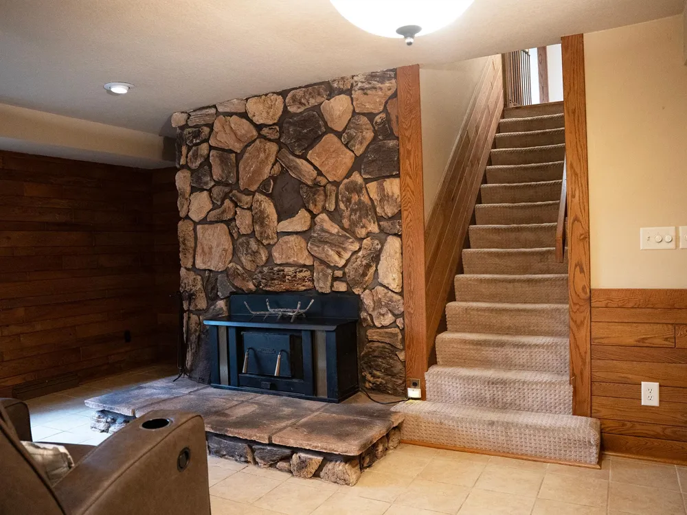 990 Blackoak Road Eau Claire, WI 54701