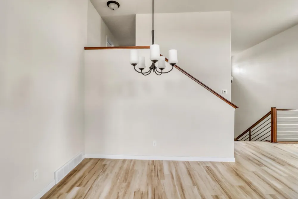 1154 60th Avenue W West Fargo, ND 58078