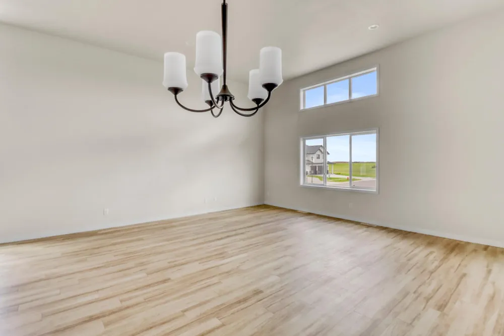 1154 60th Avenue W West Fargo, ND 58078