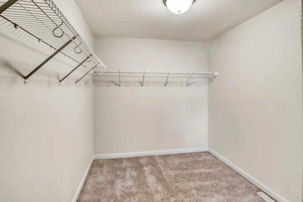 1154 60th Avenue W West Fargo, ND 58078