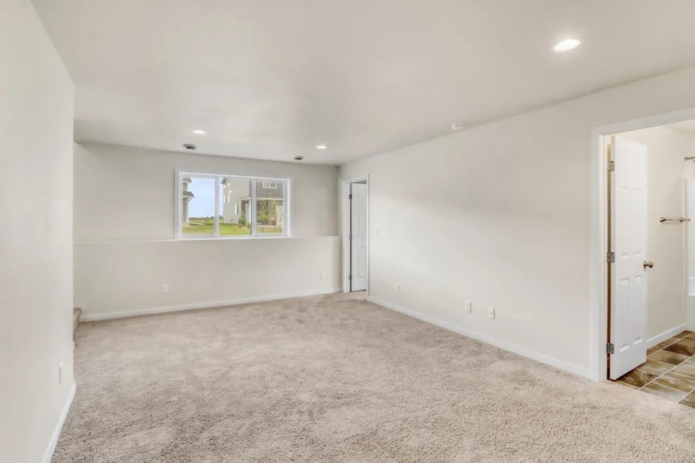 1154 60th Avenue W West Fargo, ND 58078