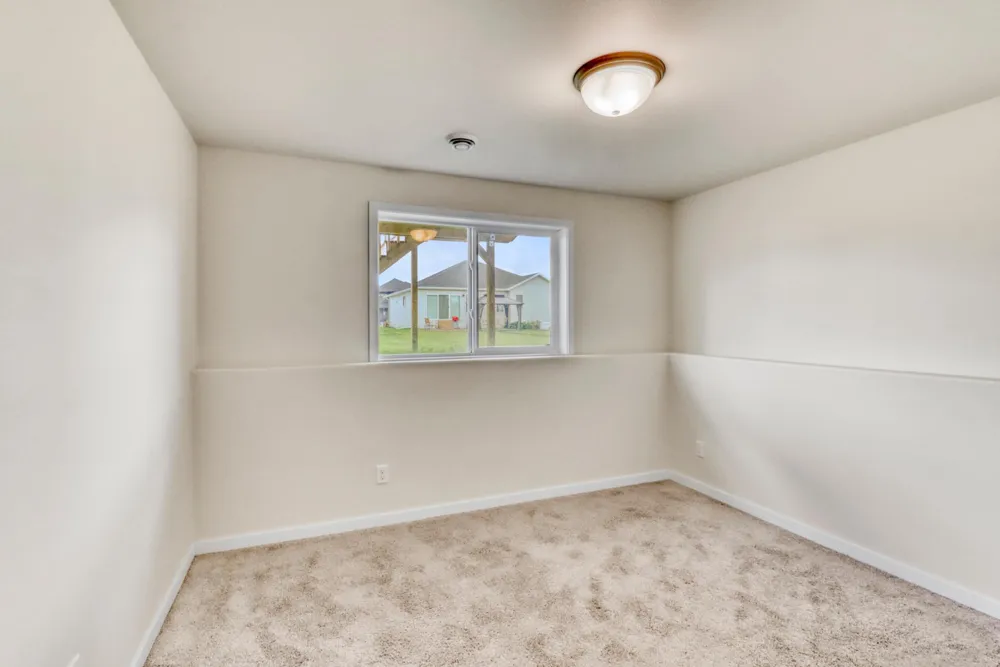 1154 60th Avenue W West Fargo, ND 58078