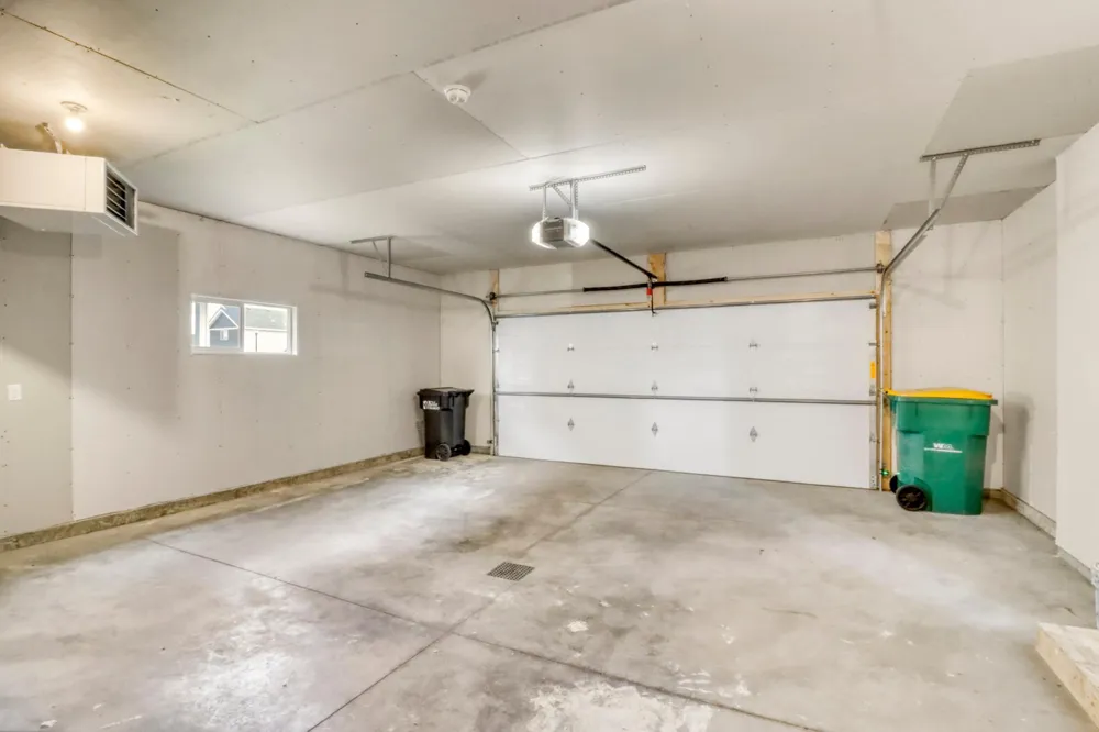 1154 60th Avenue W West Fargo, ND 58078