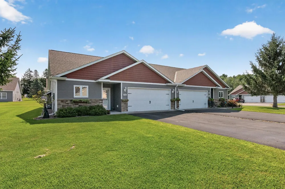 918 Gable Street Taylors Falls, MN 55084