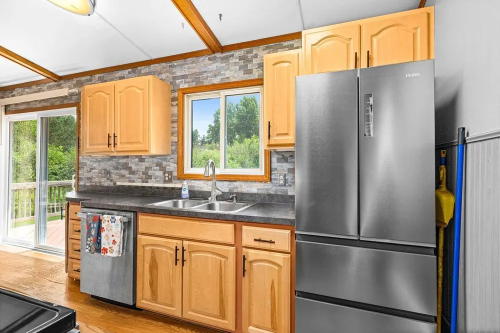 6086 Seville Road Duluth, MN 55811