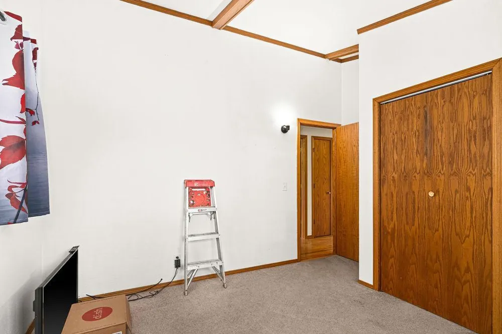 6086 Seville Road Duluth, MN 55811