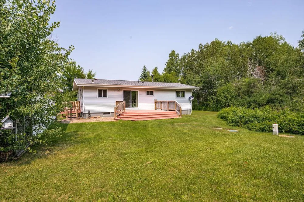 6086 Seville Road Duluth, MN 55811