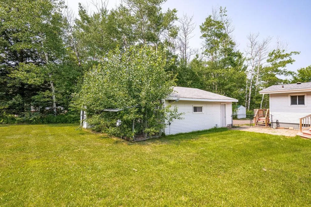 6086 Seville Road Duluth, MN 55811