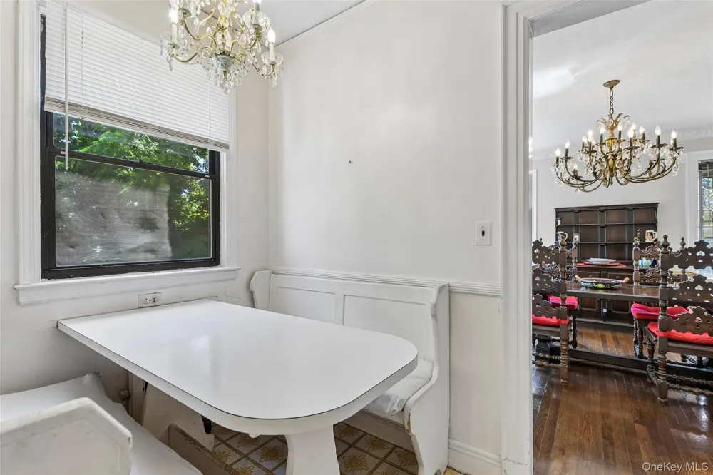 38 Cedarhurst Avenue Cedarhurst, NY 11516