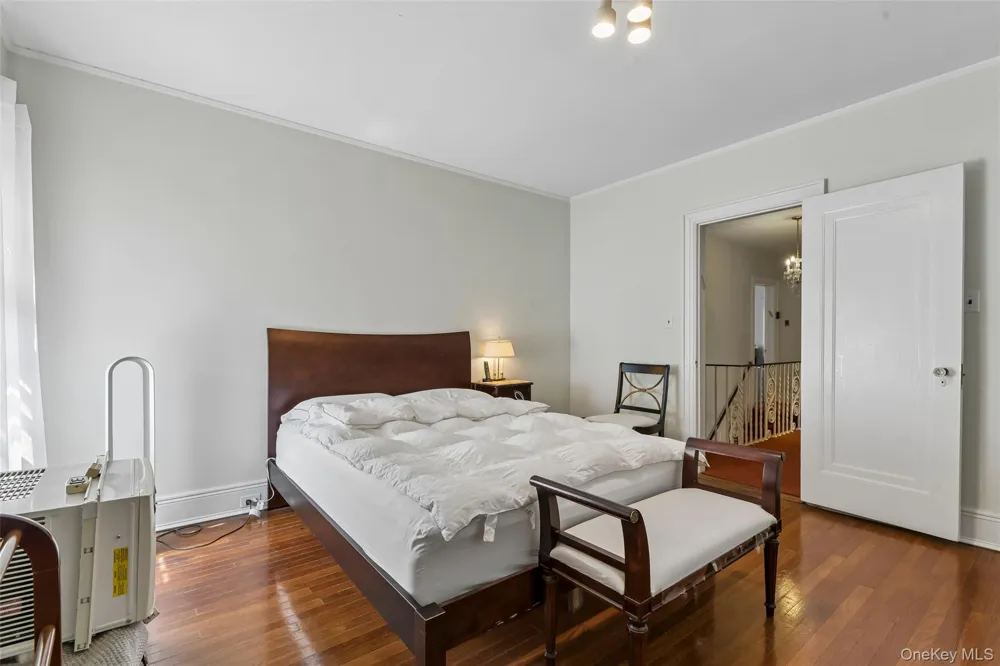 38 Cedarhurst Avenue Cedarhurst, NY 11516