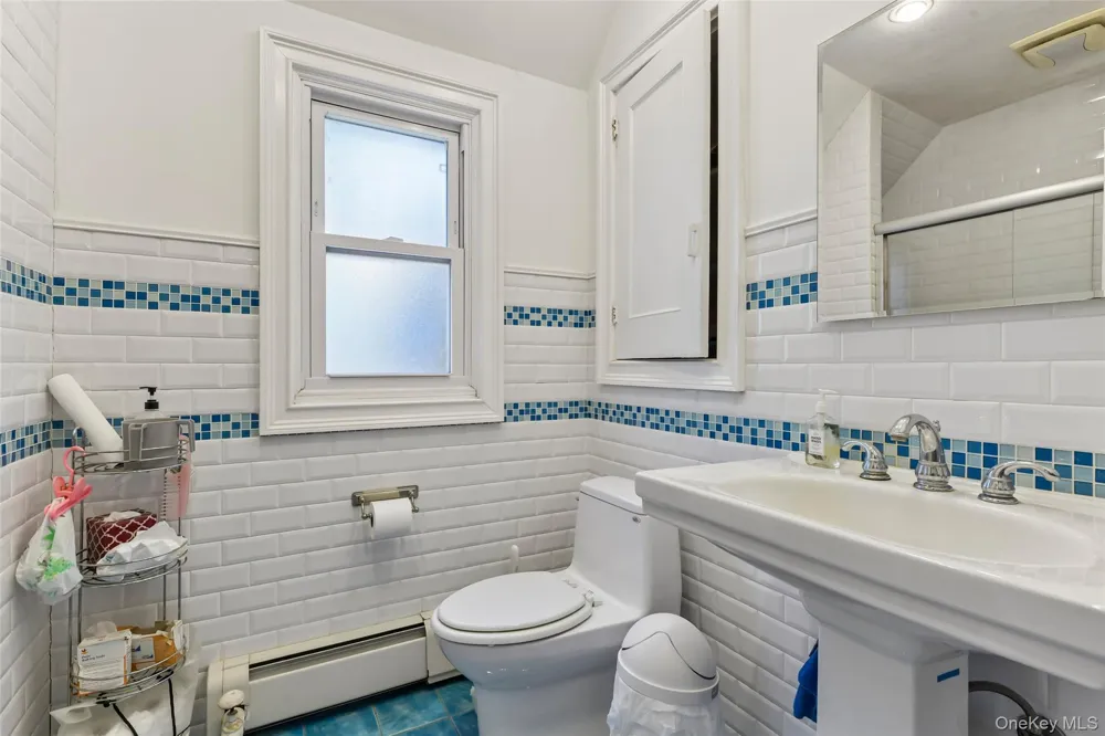 38 Cedarhurst Avenue Cedarhurst, NY 11516