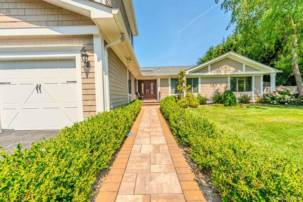 70 Karol Place Muttontown, NY 11753