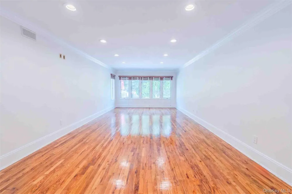 70 Karol Place Muttontown, NY 11753