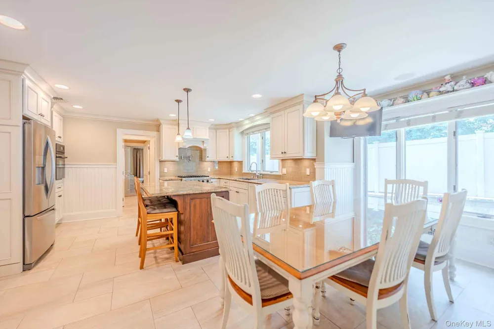 70 Karol Place Muttontown, NY 11753