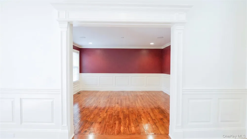 70 Karol Place Muttontown, NY 11753