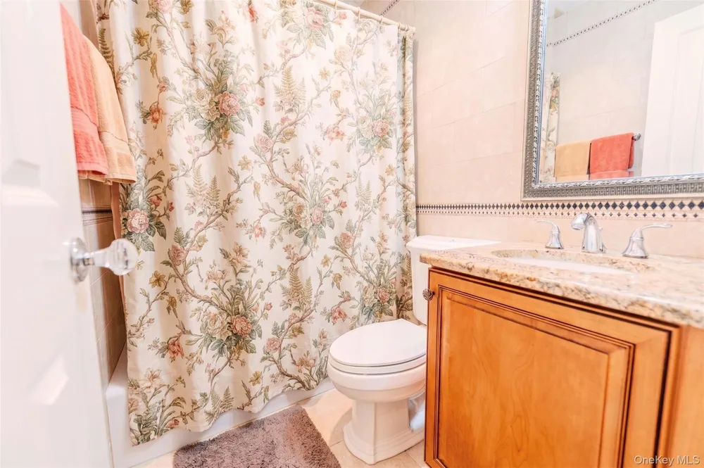 70 Karol Place Muttontown, NY 11753