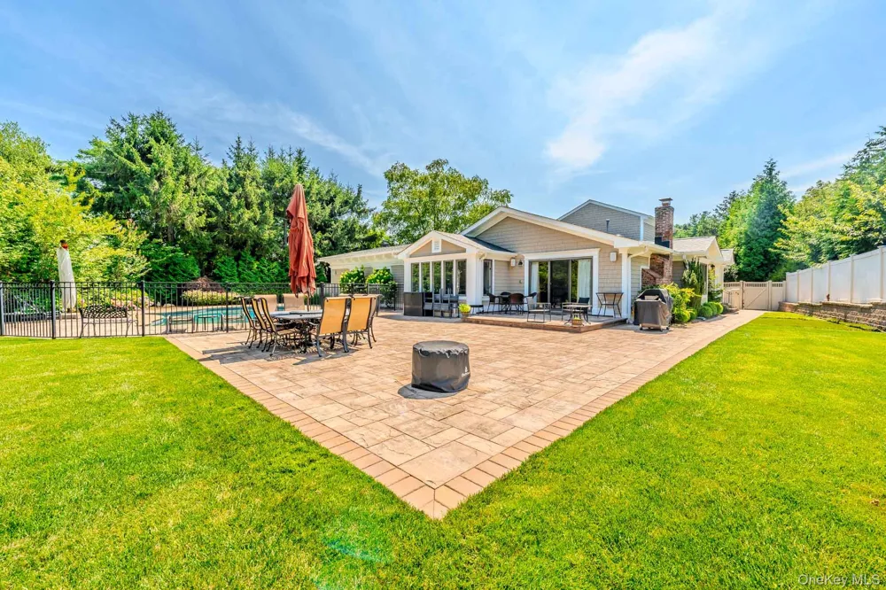 70 Karol Place Muttontown, NY 11753