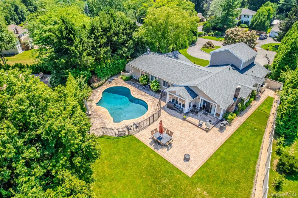 70 Karol Place Muttontown, NY 11753