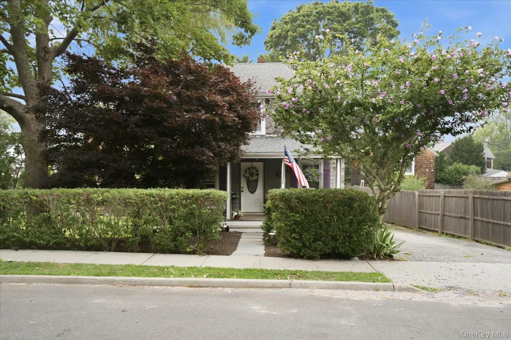 308 Monsell Place Greenport, NY 11944