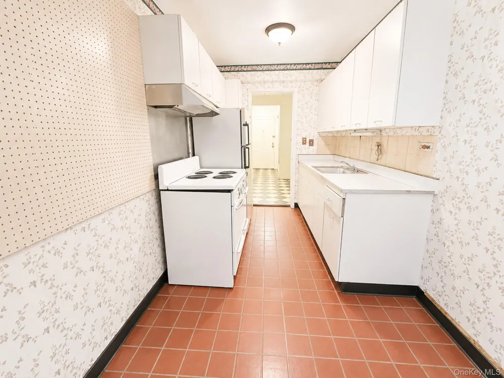 1010 Sherman Avenue #1G Bronx, NY 10456