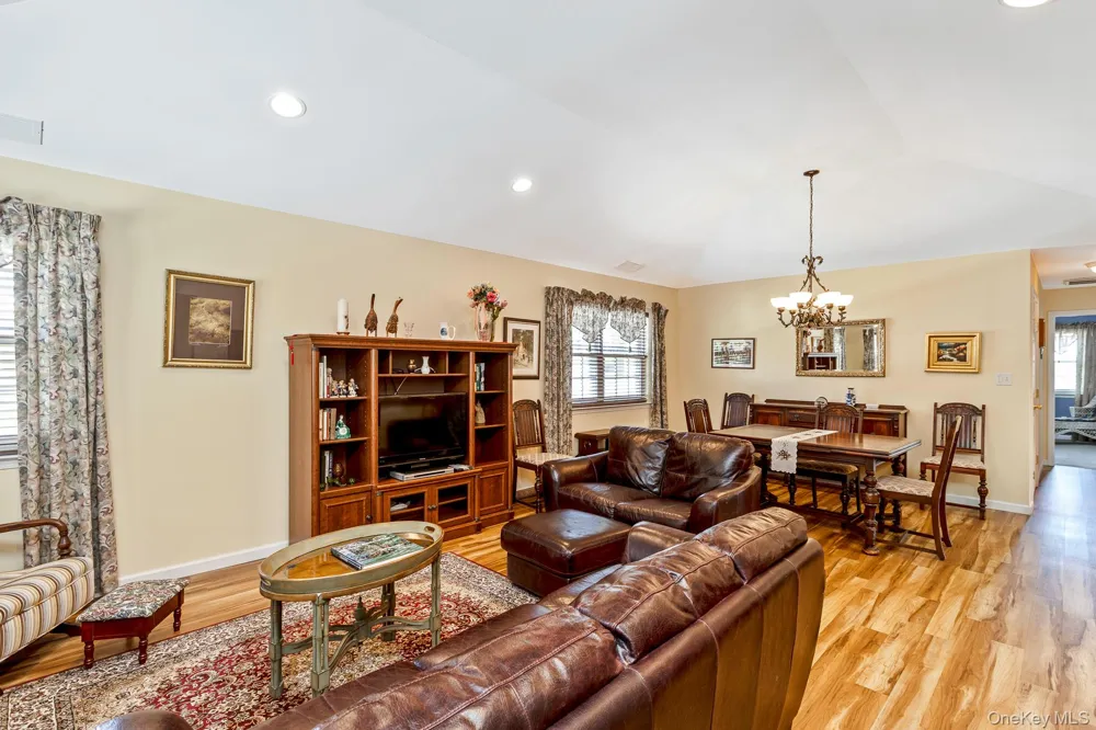 1204 Aerie Way #1204 East Quogue, NY 11942