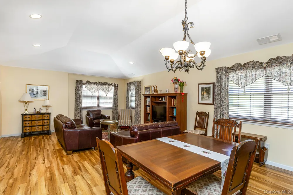 1204 Aerie Way #1204 East Quogue, NY 11942