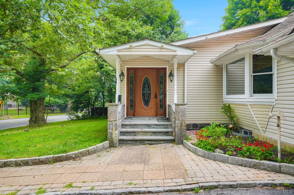 61 Underhill Road Ossining, NY 10562