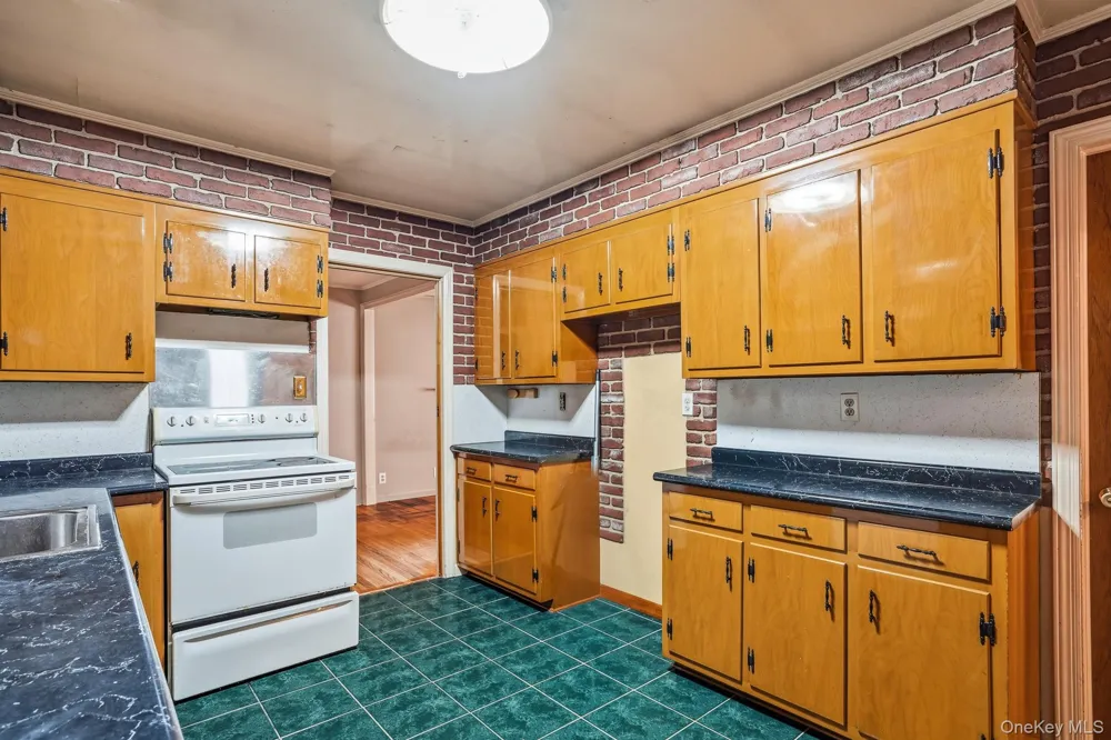 61 Underhill Road Ossining, NY 10562